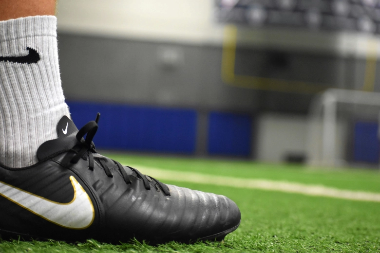 How to Improve Your Weak Foot